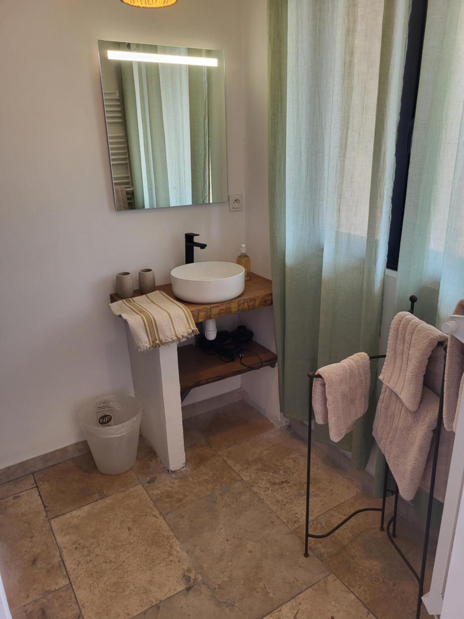 Bastide De La Madeleine Bed and Breakfast Pougnadoresse Εξωτερικό φωτογραφία